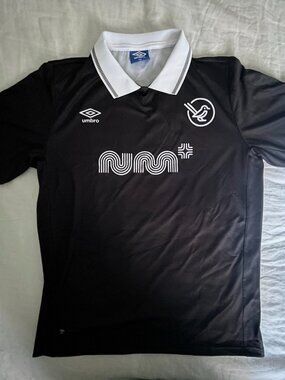 NEW South Korea's Magpie Brewing Co. Umbro Jersey - LARGE
